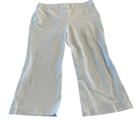 SPANX On the Go Kick Flare Pants White size 1X - Picture 2 of 11